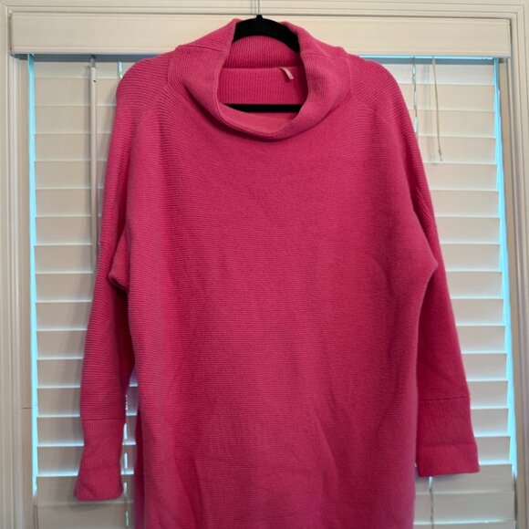 Free People Ottoman Slouchy Ribbed Mock Neck Sweater Tunic Electric Pink (M) - Picture 2 of 4